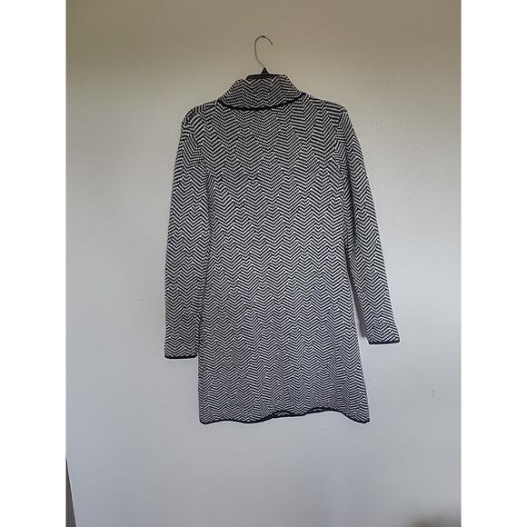 Cocogio Cardigan Sweater Coat Women's Size Small Black/White Chevron Tweed - Picture 8 of 12